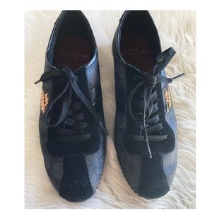 🔥🔥COACH Sneakers Size 6🔥🔥